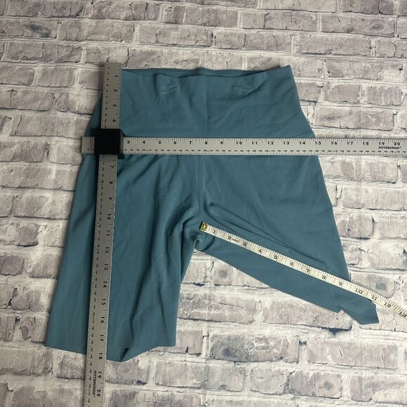 NWT Nike Zenvy Womens Training High-Rise 8" Shorts Size Medium (Teal) DQ6003-006 - Picture 16 of 16